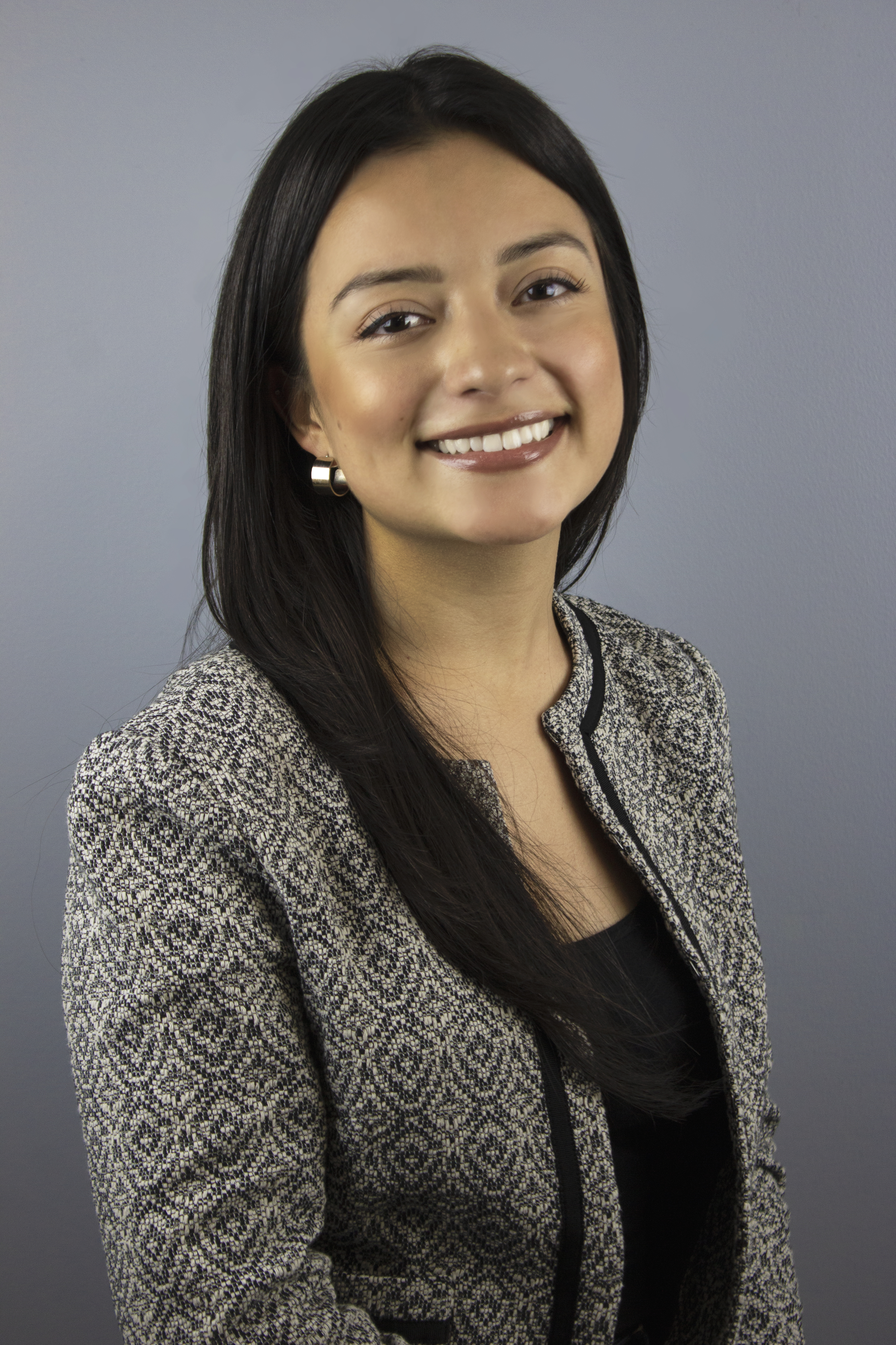 laura_Professional_Headshot